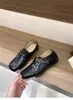 Nuevos zapatos de cuero pequeños estilo británico para mujer de otoño e invierno con aumento interno de altura, forro de felpa, puntera cuadrada retro y suela gruesa, mocasines