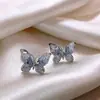 Brincos de Borboleta com Gradiente Azul Gelo, Brincos Frescos e Doces, Design de Nicho, Brincos Personalizados e Versáteis para Mulheres