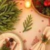 Corona artificial, corona de abeto simulado, planta verde, corona de aguja de pino de Norfolk, decoración del hogar, arreglo de corona de puerta, corona de Navidad