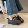 Zapatos Pequeños de Cuero Estilo Colegio Británico para Mujer 2026 Otoño Nuevos Zapatos Individuales de Cuero con Hebilla Retro Suela Gruesa que Aumenta la Altura Birkenstock