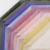 Tecido não tecido macio fosco para embalagem de flores, usado como material base para caixas de presente de rosas para o Dia dos Namorados, disponível em várias séries de cores para arranjos florais