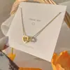 Collar de Amor con Doble Anillo para Mujer, Lujo Ligero, Diseño de Nicho, Collar Exquisito, Estilo Frío de Ins, Cadena de Clavícula a la Moda