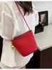 Bolsa de Ombro Retro Transfronteiriça para Mulheres 2026 Novo Estilo Simples de Alta Qualidade Nicho Bolsa Saco Moda Tendência Bolsa de Ombro