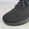 Sapatos Casuais Esportivos de Malha Fly-Knit para Primavera e Verão Preto Puro Sapatos de Trabalho para Hotel Malha Respirável Sapatos de Caminhada Solas Macias Femininas