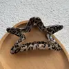 Clip de leopardo marrón estilo retro de Hong Kong para mujer, clip para el pelo, pasador de pelo, clip para el pelo para coleta a media altura en la parte posterior de la cabeza, accesorios para el pelo de tiburón, pinza para el pelo