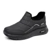 Sapatos Novos de Caminhada para Outono e Inverno para Meia-Idade e Idosos Sapatos Casuais Esportivos de Algodão Solado Macio Resistentes ao Desgaste Confortáveis Sapatos Femininos Slip-on Sapatos para Mãe