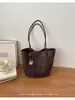 Bolsa Tote Hueca de Alta Gama Transfronteriza para Mujer, Nueva Moda Tendencia Gran Capacidad Bolsa de Viaje, Bolso de Hombro, Tendencia Caliente