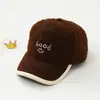 Gorra de béisbol de lana de cordero para niños, nuevo estilo otoño/invierno, con bordado de letras, visera curva, unisex, engrosada para abrigar, adecuada para ventas transfronterizas