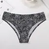 Roupas Íntimas Femininas Europeias e Americanas Plus Size com Estampa de Leopardo Pura Seda de Gelo com Parte Inferior de Algodão Peça Única Cintura Baixa Calcinhas Femininas Fábrica