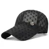 Gorra de nuevo estilo con visera extendida, gorra de béisbol floral de encaje, gorra tipo pico con logo M de diamantes de imitación, gorra de malla con protección solar para ventas transfronterizas