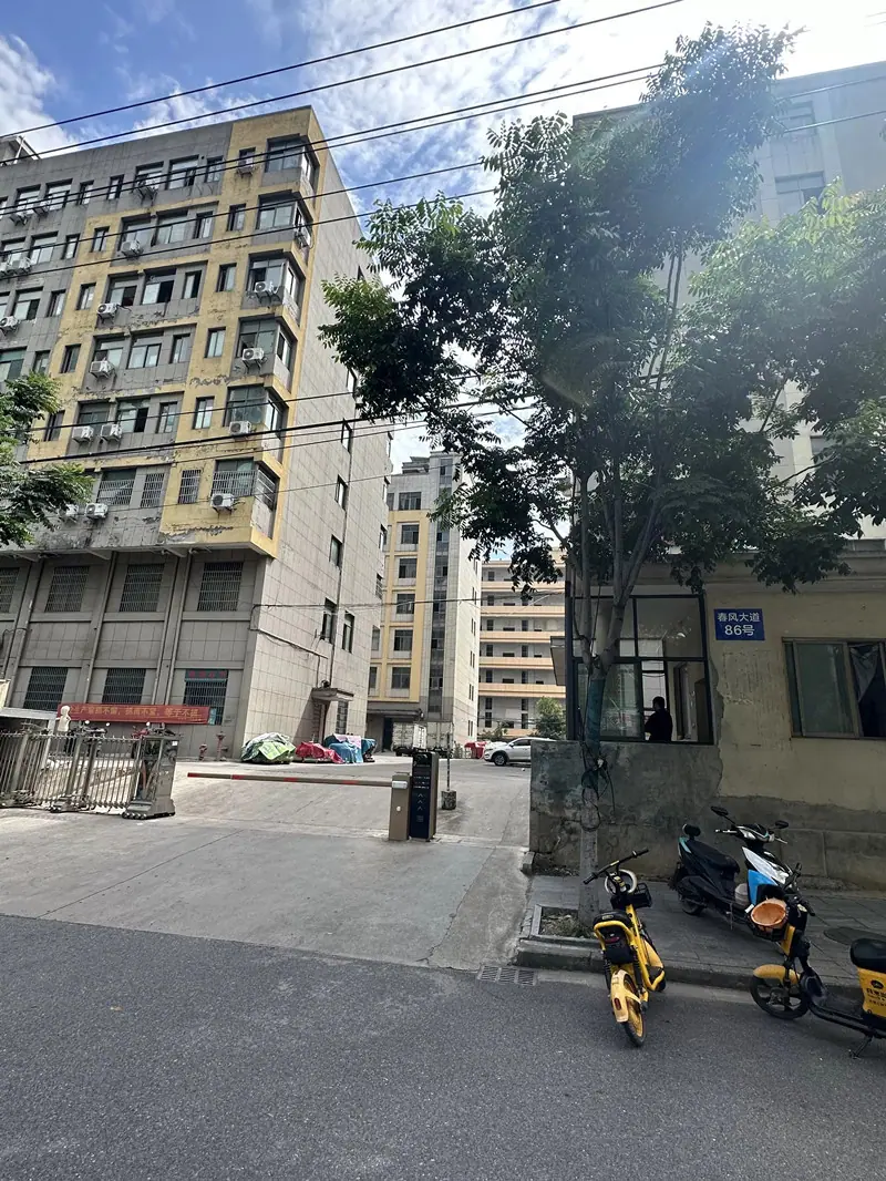 厂门口图片_副本