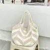 Bolsa de Palha Vazada de Grande Capacidade para Comute de Verão para Mulheres 2025 Nova Bolsa de Praia Tecida Bolsa de Ombro Único para Sobrancelha