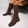 Talla Grande Exportación Pila Casual Ante Slip-On Botas Western 2023 Nuevo Caña Alta Punta Redonda Color Puro Tacón Grueso Botas de Moda