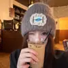Estilo Coreano Simple y Dulce Etiqueta de Tela de Encaje Gorro de Punto Versátil Otoño e Invierno Gorro de Lana Engrosado Gorro Cálido a Prueba de Viento