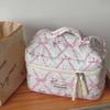 Bolsa de almacenamiento de flor de lazo Estilo de corte Vintage Bolsa suave para lavar Acolchada Suave Resistente a caídas Linda Bolsa octagonal
