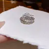 Anillo de Apertura de Flor con Forma de Serpiente Chapado en Oro Real con Circonita para Mujer Estilo Ins Lujo Ligero Anillo de Dedo de Alto Nivel Joyería de Moda Popular en Internet