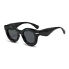 2025 Nuevas Gafas de Sol de Marco Grueso con Espejo Cruzado Personalizadas Brillantes de Comercio Exterior en stock Gafas de Sol Redondas de Moda Europeas y Americanas Mujer