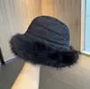 Venta de Liquidación al por Mayor con Envío Gratis en Todos los Artículos: Gorros de Lana Cálidos y Elegantes para Adultos, Estilos de Otoño e Invierno