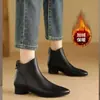 Botines Retro Chic Franceses para Mujer 2026 Nuevo Otoño/Invierno Piel Suave Botas Color Nude Punta Fina Tacón Grueso Con Forro de Terciopelo Cálido Botas de Moda
