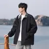 Nueva chaqueta informal de corte holgado con cuello, ropa de protección solar para hombre, diseño de bloques de color para verano, moderna y elegante, con un hermoso estampado de cuadros.