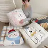 Bonita Colcha de Dibujos Animados de Terciopelo de Leche para Otoño e Invierno con Parche Bordado Juego de Tres Piezas con la Misma Funda de Edredón Juego de Cuatro Piezas con Acolchado de Algodón a Heattech