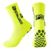 Calcetines de fútbol antideslizantes con agarres antideslizantes, calcetines deportivos transpirables de malla de secado rápido para entrenamiento al aire libre, suministro transfronterizo