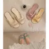 Sandalias planas antideslizantes de estilo francés y de hadas para mujer, adecuadas para el verano, nuevo modelo 2026, versátiles con faldas, sandalias casuales