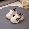 Zapatos Deportivos para Niños Estilo Nuevo Primavera y Otoño Zapatos Blancos de Suela Blanda para Niños Niños Pequeños y Medianos Zapatos Casuales para Niñas Zapatos de Papá Suela Blanda