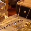 Collar de Oro con Diamante Único de Cuatro Garras, Circonita Grande, Lujo Ligero, Moda de Nicho, Estilo Trendy de Ins, Cadena para Clavícula de Celebridad de Internet, Venta al por Mayor Transfronteriza