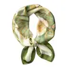 Novo lenço quadrado pequeno elegante artístico retrô de seda Lótus moda feminina primavera e outono pequeno lenço versátil presente para idosos