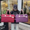 Bolsa de viagem para viagens curtas para mulheres, grande capacidade, moderna, bolsa de ombro casual para viagens para homens, adequada para viagens e viagens de negócios