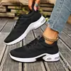 Zapatos de mujer 2026 comercio exterior zapatos casuales de mujer transpirables zapatos para mamá ligeros con amortiguación de aire zapatos deportivos transfronterizos para mujer