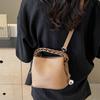 Bolso de Alta Gama 2025 Nuevo Estilo Coreano Diseño de Nicho Bolso Cubo de Moda Bolso Retro de Hombro Cruzado
