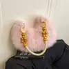 Bolso de Felpa Estilo Retro Europeo y Americano 2026 Bolso Pequeño de Moda con Cuentas de Nicho Bolso de Felpa Versátil para Uso Diario Venta al por Mayor