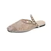 Elegantes Mocasines Planos de Malla Estilo Hada con Correa de Perlas, Zapatillas de Media Punta Cerradas para Mujer, Sandalias Slip-On