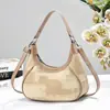 Bolso de Hombro a Cuadros en Forma de Media Luna 2026 para Mujer, Bolso Cruzado Pequeño Casual Ligero para Viajes Diarios, Venta al por Mayor para Comercio Exterior