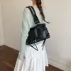 Bolso de almohada de mano estilo ins hot girl coreano, bolso de hombro y cruzado estilo biker de cuero encerado vintage, bolso versátil para el día a día