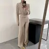 Conjunto de punto casual deportivo de dos piezas para mujer, nuevo conjunto de top corto con capucha y pantalones otoño/invierno 2026