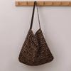 Bolso de lona con estampado floral fresco de Dongdaemun, estilo coreano, para mujer, estilo urbano, combinable, para debajo del brazo, precio unitario, gran capacidad.