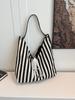 Bolso de Lona de Gran Capacidad para Viajeros para Mujer 2025 Nueva Moda Bolso Tote a Rayas Simple Versátil Bolso Grande Bolso de Hombro