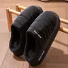 Chinelos de inverno masculinos para casa, antiderrapantes, quentes, de pelúcia, à prova d'água, de algodão, novo modelo 2026, chinelos de inverno femininos de algodão
