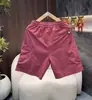Pantalones cortos de cinco puntas 2026 de diseño moderno y sencillo, adecuados para el ocio diario al aire libre y la ropa de playa, versátil ropa de verano para hombre