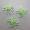 Arañas Pequeñas Coloridas de Halloween 2.2-3.5cm Arañas Pequeñas Realistas Juguetes de Plástico Caricatura Arañas Falsas Broma