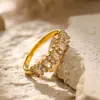 Anillo Popular Europeo y Americano Incrustado con Diamantes Circonita de Alto Brillo Anillo de Dedo Índice de Lujo Ligero Índice de Desplazamiento Fuente de Transmisión en Vivo Stock Listo Stock Disponible Lote Mixto