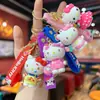 Nuevo llavero de gato KT de dibujos animados, colgante para mochila y coche de pareja, pequeño regalo de Hello Kitty, regalo de máquina de garra al por mayor