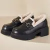 Mocasines de Felpa con Suela Gruesa para Mujer 2026 Nuevo Estilo Invierno Estilo Británico Zapatos Pequeños de Cuero Cálidos Peludos Slip-on Zapatos de Algodón