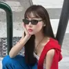 Óculos de sol estilo europeu e americano de metal de peça única olho de gato femininos retrô de alta qualidade para afinar o rosto redondo populares online moda óculos de sol da moda