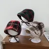 Gorro de Borrego a Cuadros con Orejeras Otoño e Invierno Pañuelo Retro para Bebé con Lazos Gorro Cálido Impermeable Forrado de Felpa para Bebés y Niños Pequeños