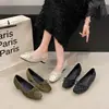 Sapatos Femininos de Bico Quadrado com Bolinhas Estilo Coreano, Boca Rasa com Laço, Slip-ons 2026 Novo Estilo, Estilo Gentil, Salto Grosso, Sapatos para o Dia a Dia