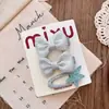 Pin BB para niña de color plateado estilo coreano con lazo dulce, pinza para el pelo versátil para niños de cuero dulce y genial, pasador lateral para niñas